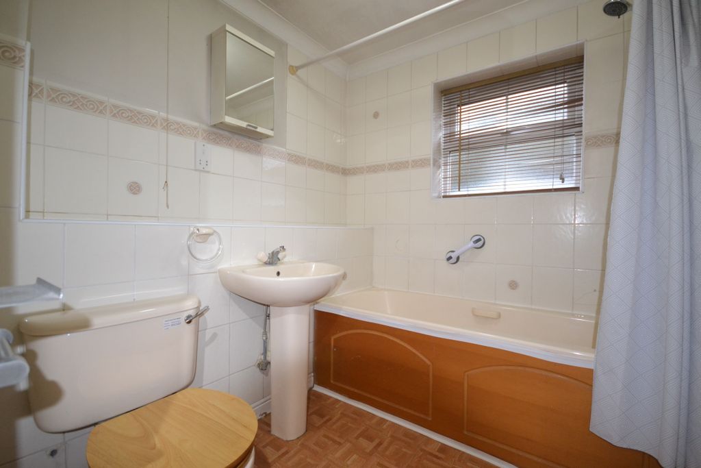 Property photo 3 of 6 Dsc_0980