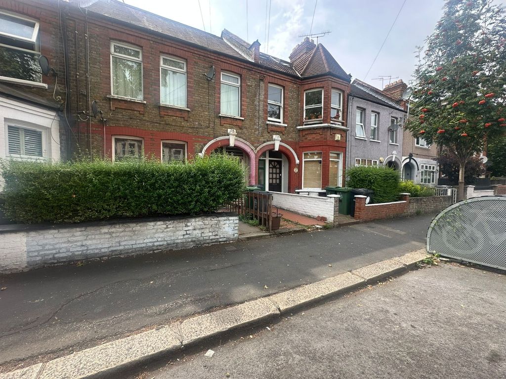 Property photo 2 of 2