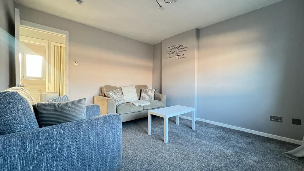 Property photo 3 of 9 Photo 3