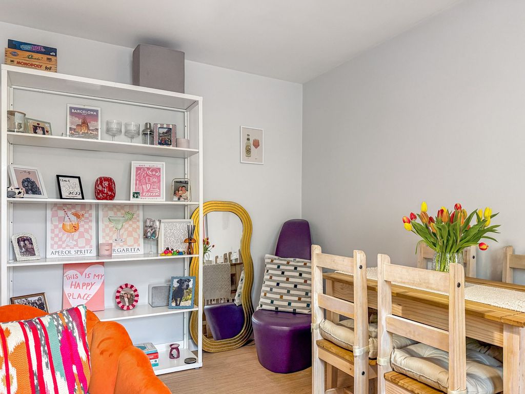 Additional image 10 of 2 bed flat for saleSmall Meadow Court, Caerphilly CF83