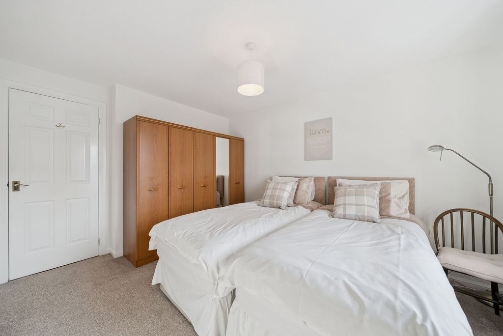 Additional image 12 of 2 bed flat for saleFlat 3, 12 Campbell Street, Helensburgh G84