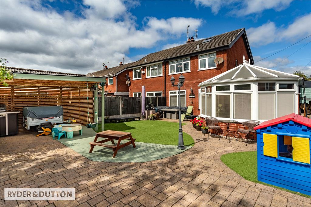 Property photo 2 of 28 Picture No. 26