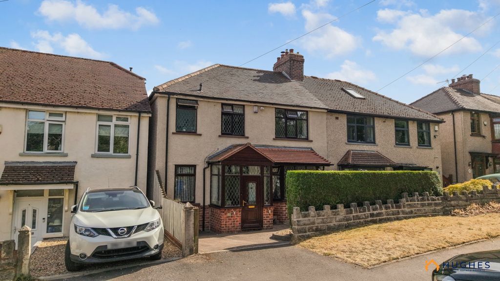 Property photo 2 of 34