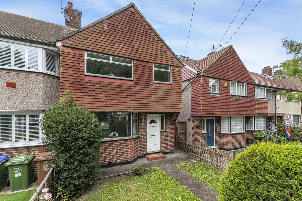 Property photo 2 of 14