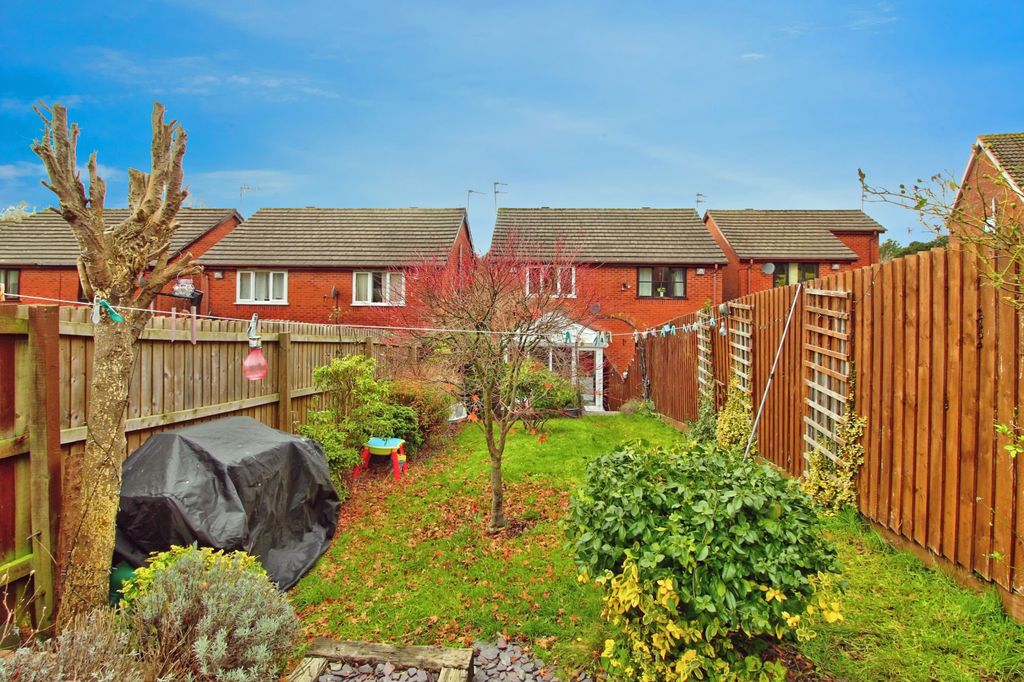 Property photo 2 of 17 Rear