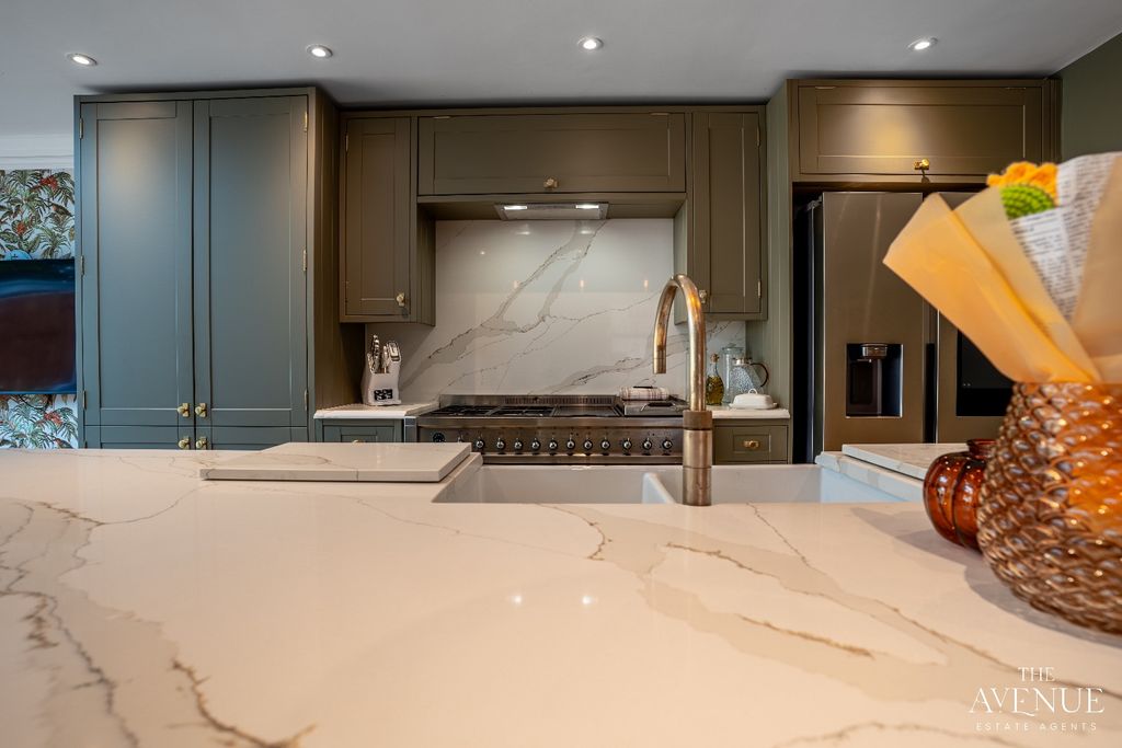 Property photo 3 of 27 5551824