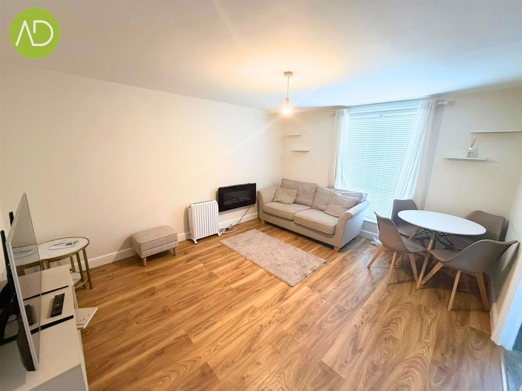 Property photo 3 of 6 6.Jpg