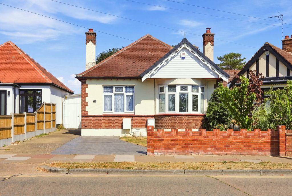 Property photo 1 of 28