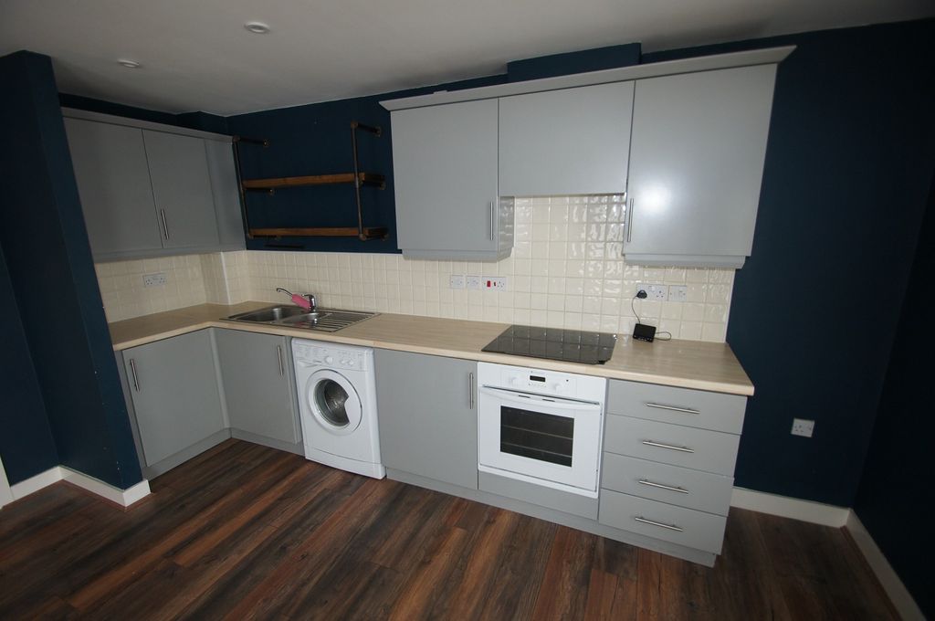 Property photo 2 of 8 Not Specified