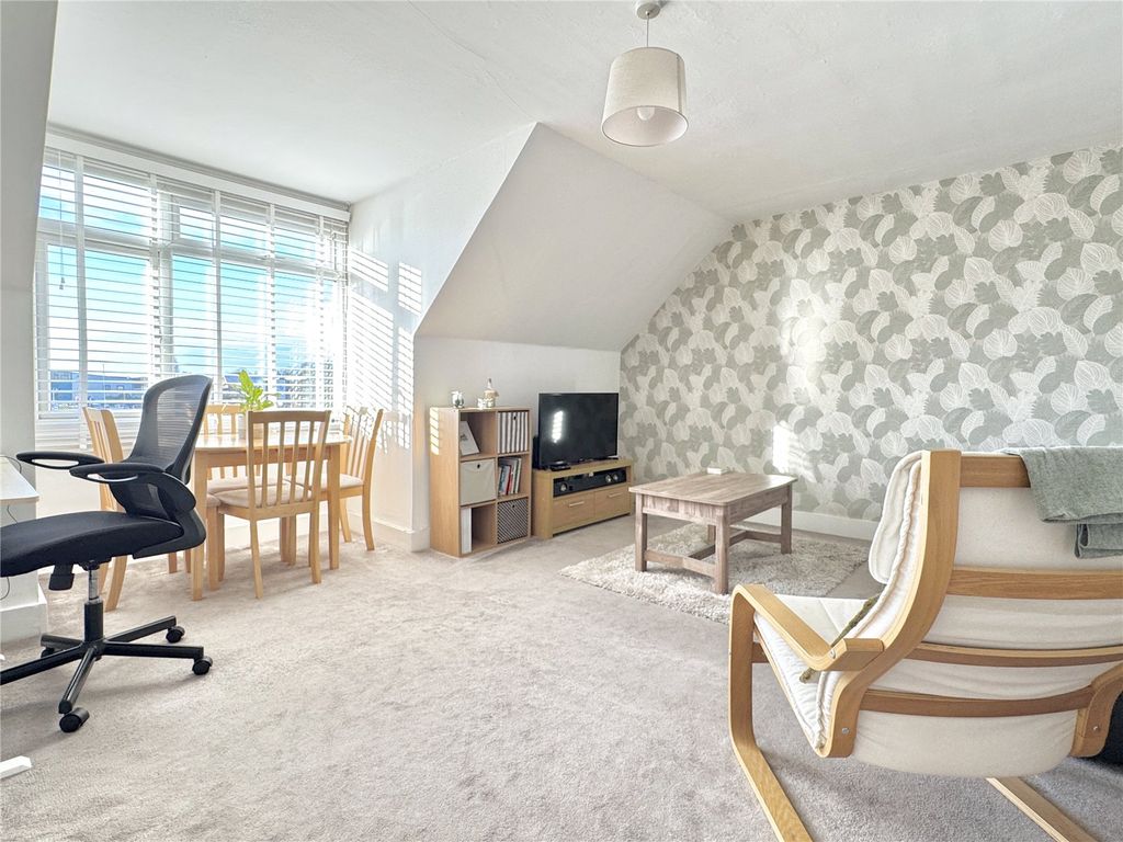 Property photo 2 of 20 Robinson Jackson