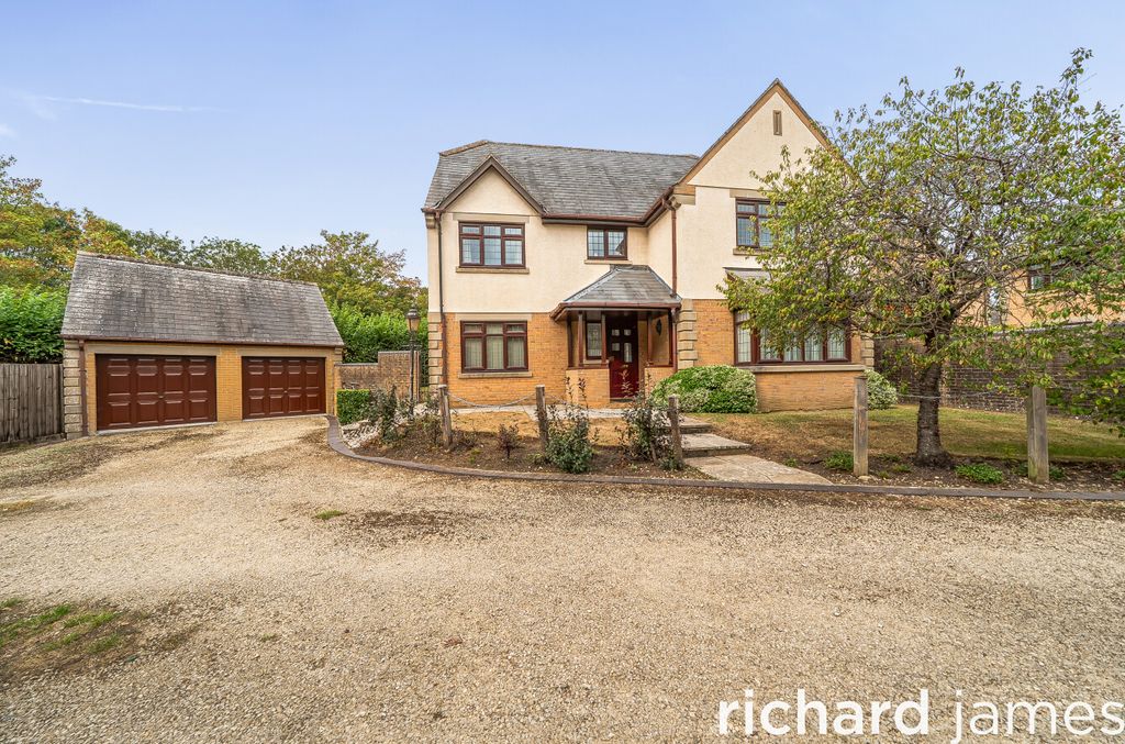 Property photo 1 of 25 33712c6E50Ac4E73A9B7Bf1Ef696358B