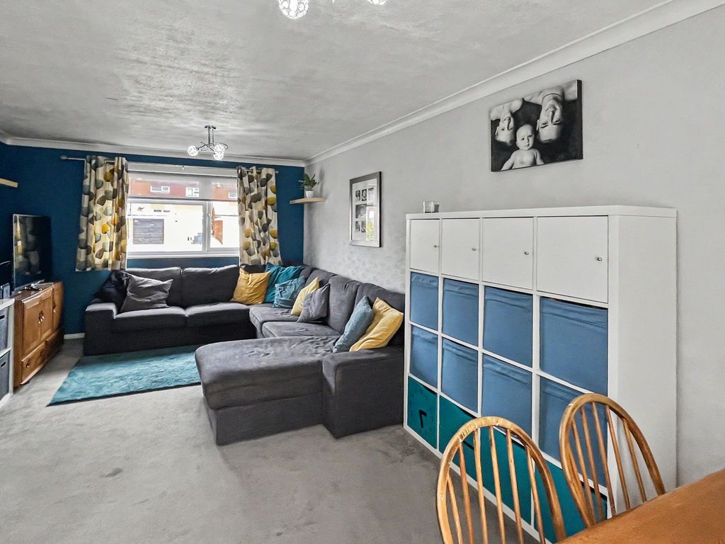 Property photo 3 of 14 Photo 9