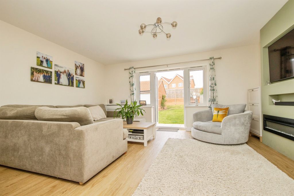 Property photo 2 of 19