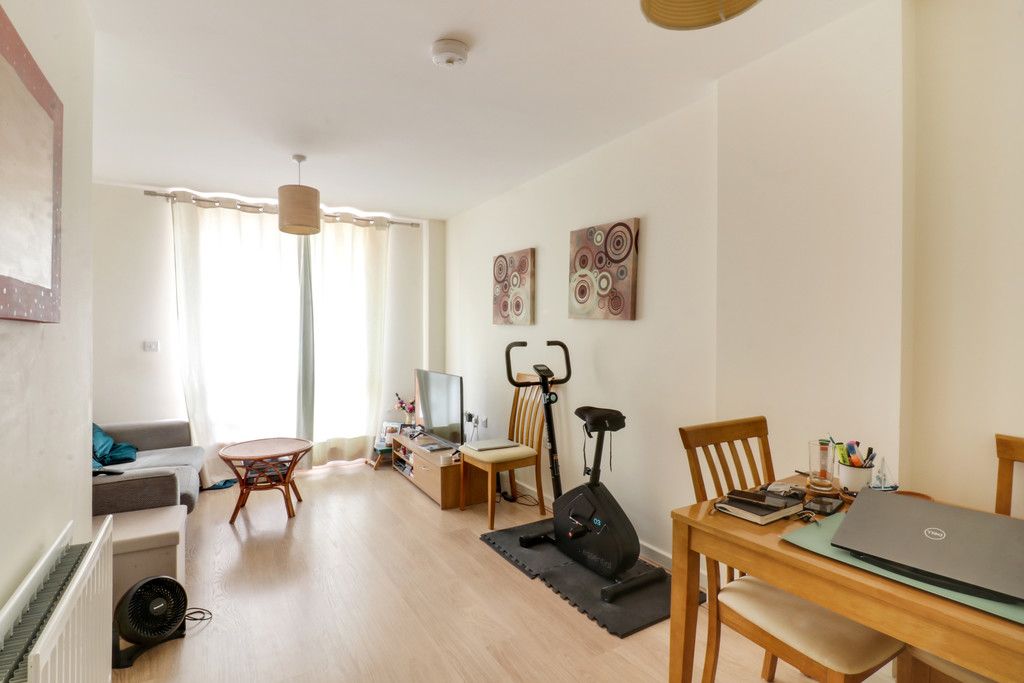 Property photo 3 of 7