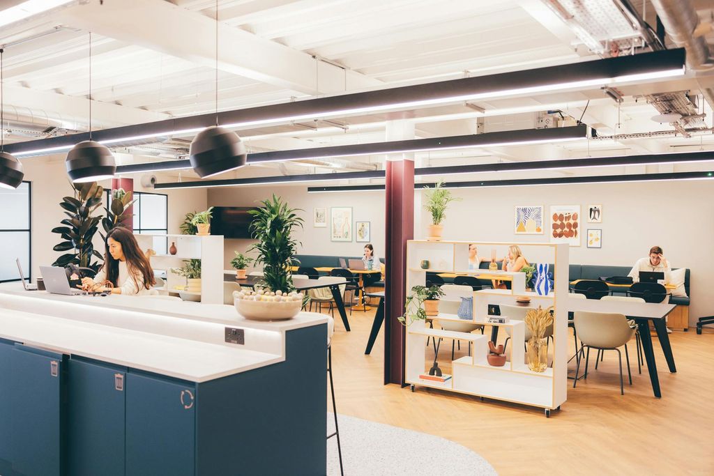 Property photo 1 of 7 Copy Of The Gatehouse __ Lifesty;E.Jpg