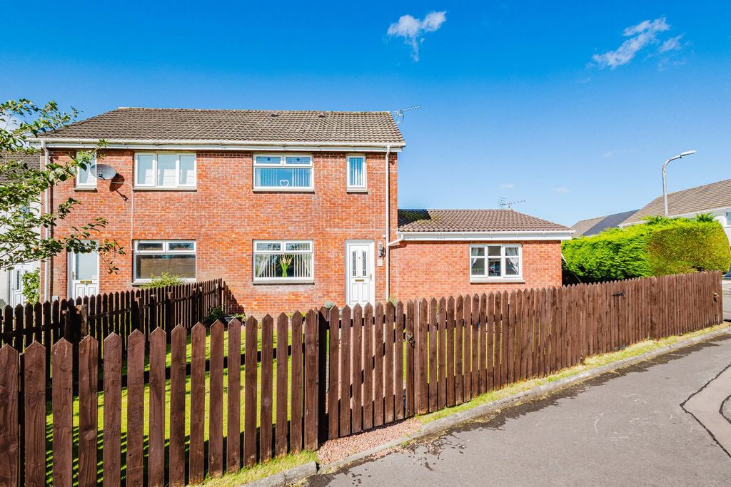 Property photo 1 of 25