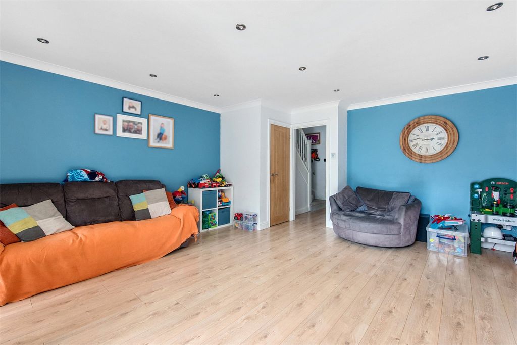 Property photo 3 of 11 Picture No. 02