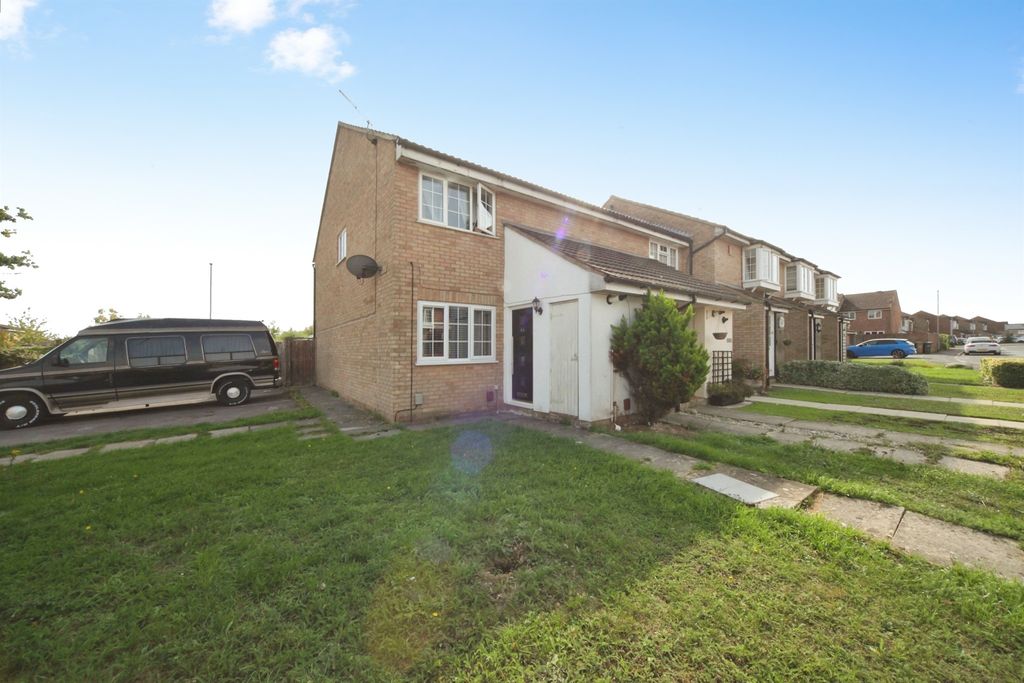 Property photo 1 of 8