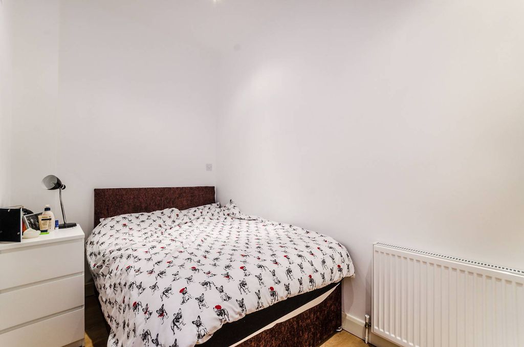 Property photo 3 of 5