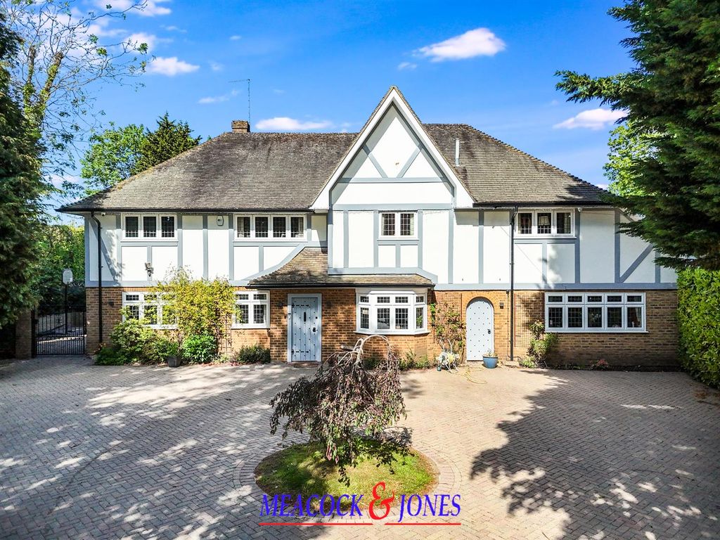 Additional image 27 of 5 bed detached house for saleHillwood Grove, Hutton Mount, Brentwood CM13