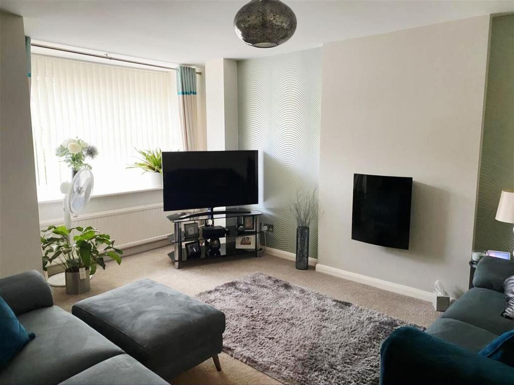 Property photo 2 of 15 16Wentworth2.Jpg