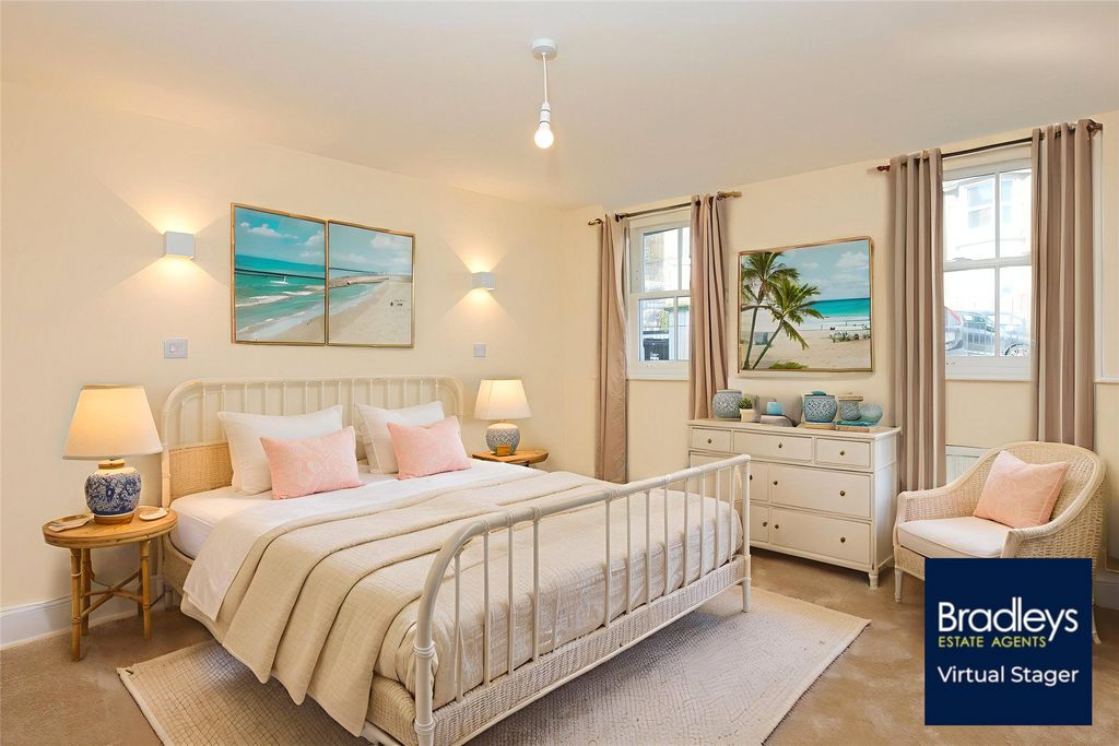 Additional image 8 of 2 bed flat for salePetrellen Court, Penrose Terrace, Penzance TR18