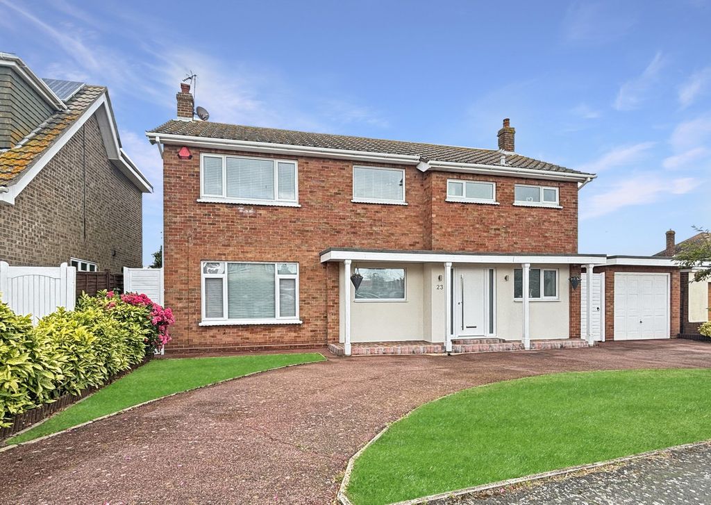 Property photo 1 of 18