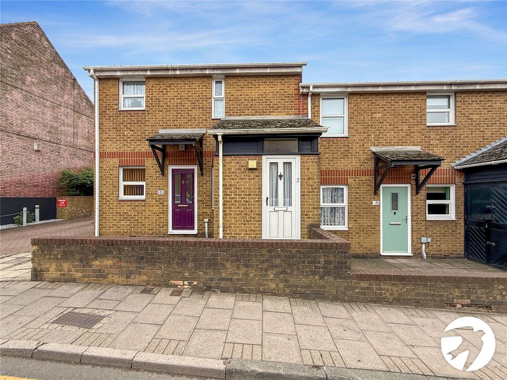 Property photo 1 of 9 Picture No. 11