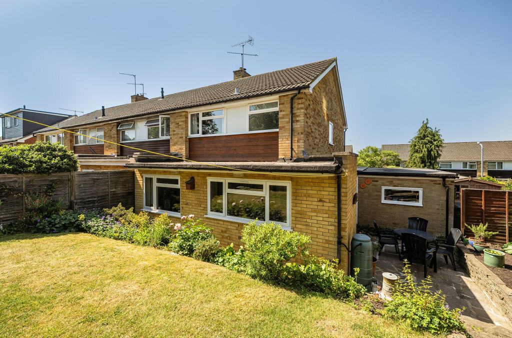 Property photo 2 of 15 1465920-21-6A16d3...
