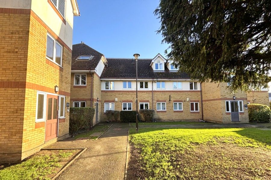 Property photo 1 of 6