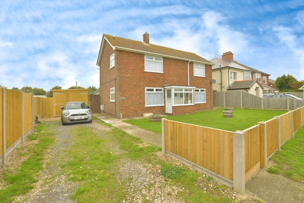 Property photo 1 of 18 Photo