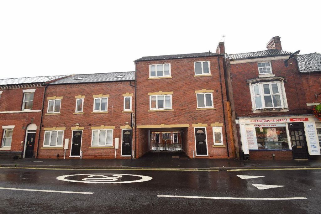 Property photo 1 of 5