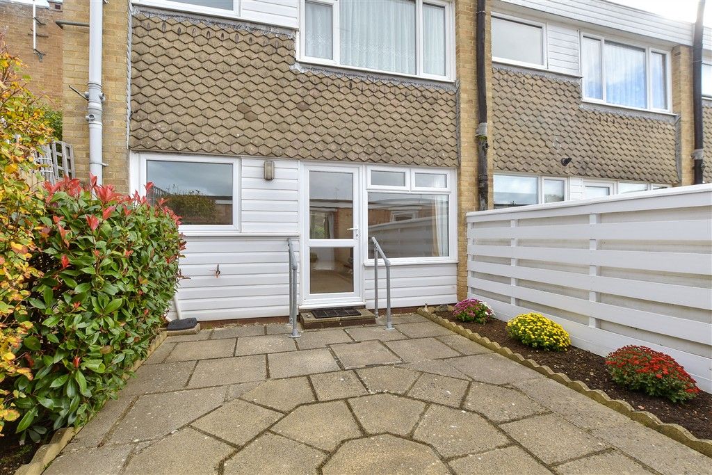Property photo 2 of 12 External Feature
