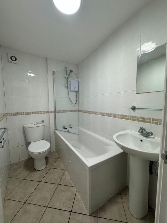 Property photo 3 of 4