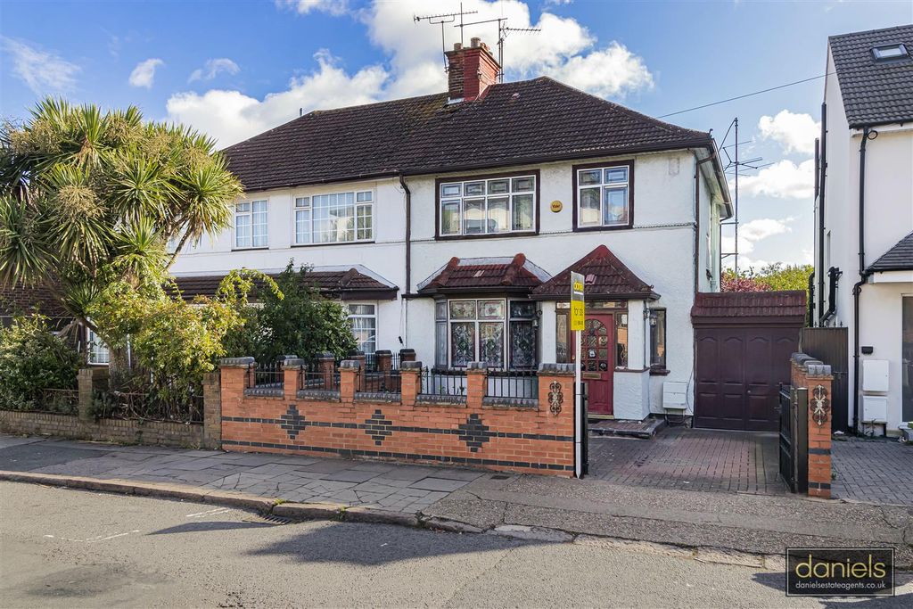 Property photo 1 of 15 5_63292_Watermarked.Jpg