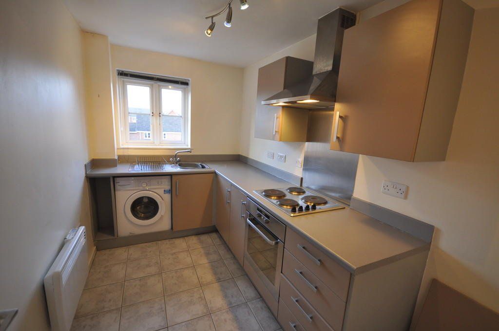 Property photo 3 of 8 Picture No. 06