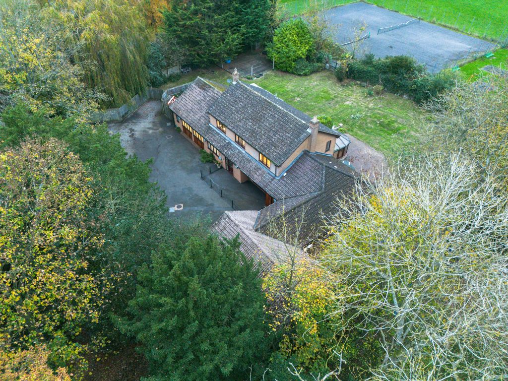 Property photo 1 of 44