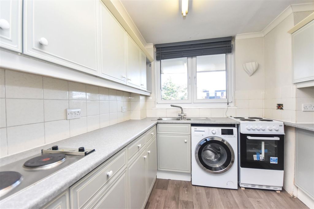 Property photo 1 of 17 Dsc_0466.Jpg