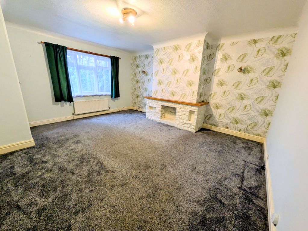 Property photo 2 of 21 1000028092