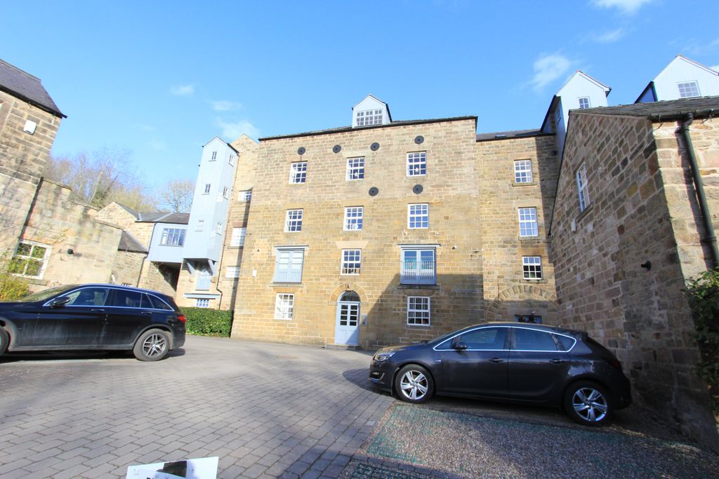 Property photo 1 of 10 A