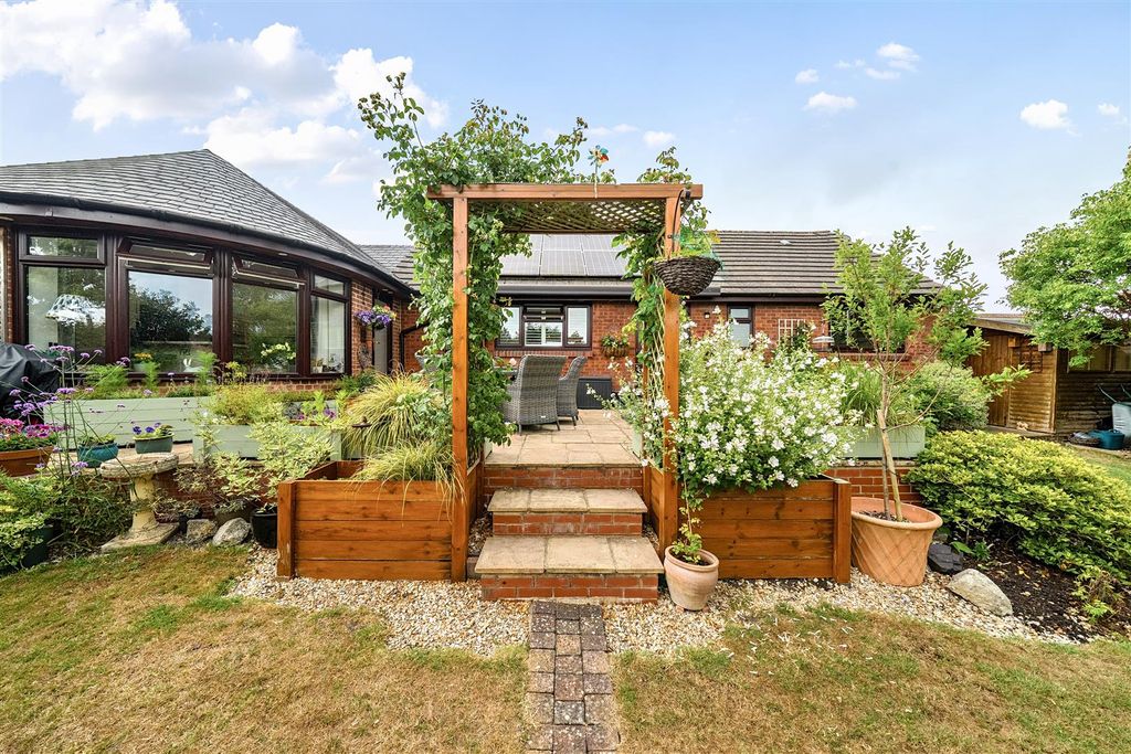 Property photo 2 of 25 1327733-21-6878Fa68Dd0c0.Jpg