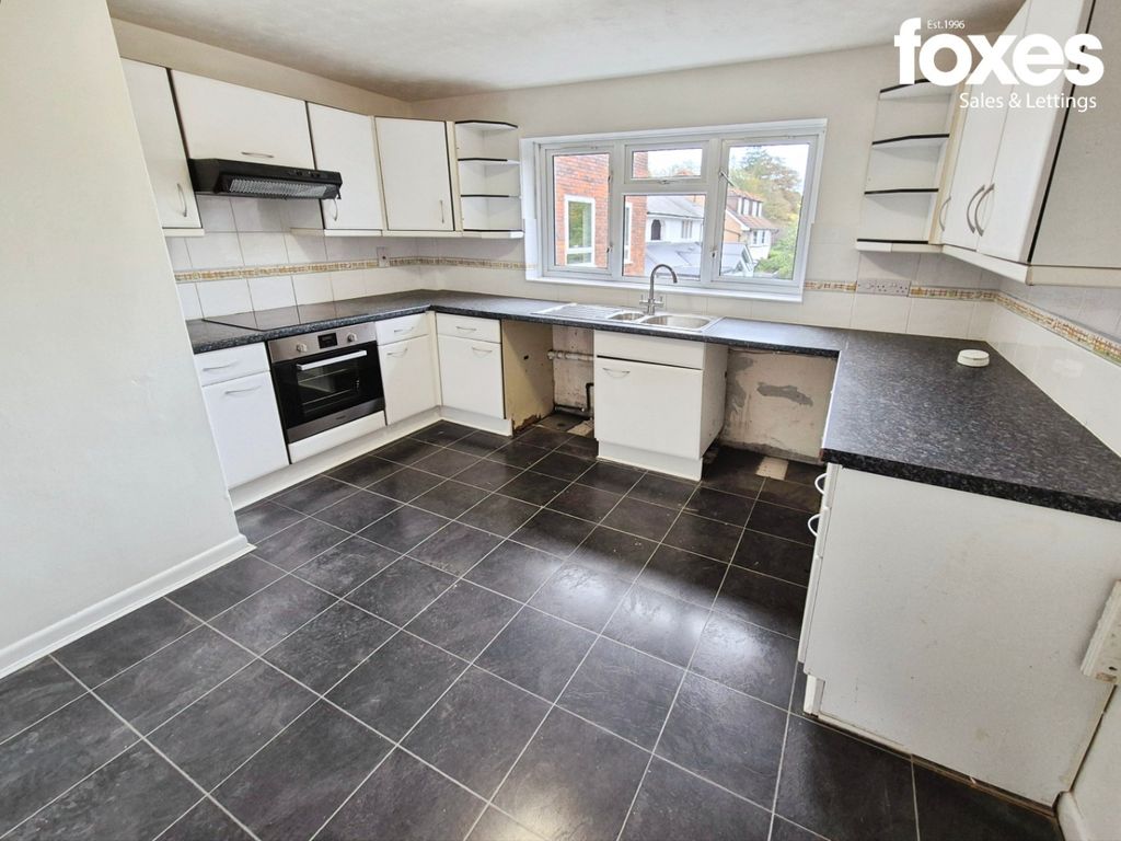 Property photo 3 of 12 4627262