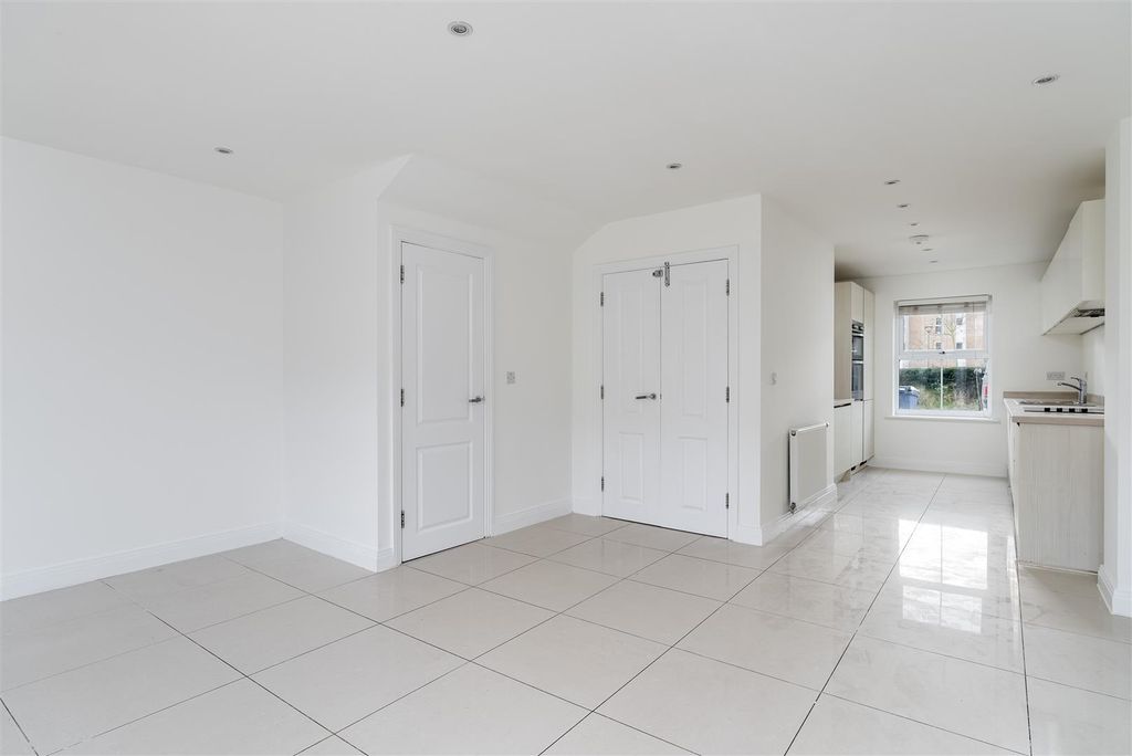 Property photo 3 of 17 Dining Room/ Kitchen