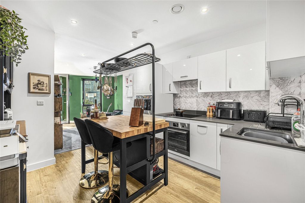 Property photo 2 of 10 Picture No. 09