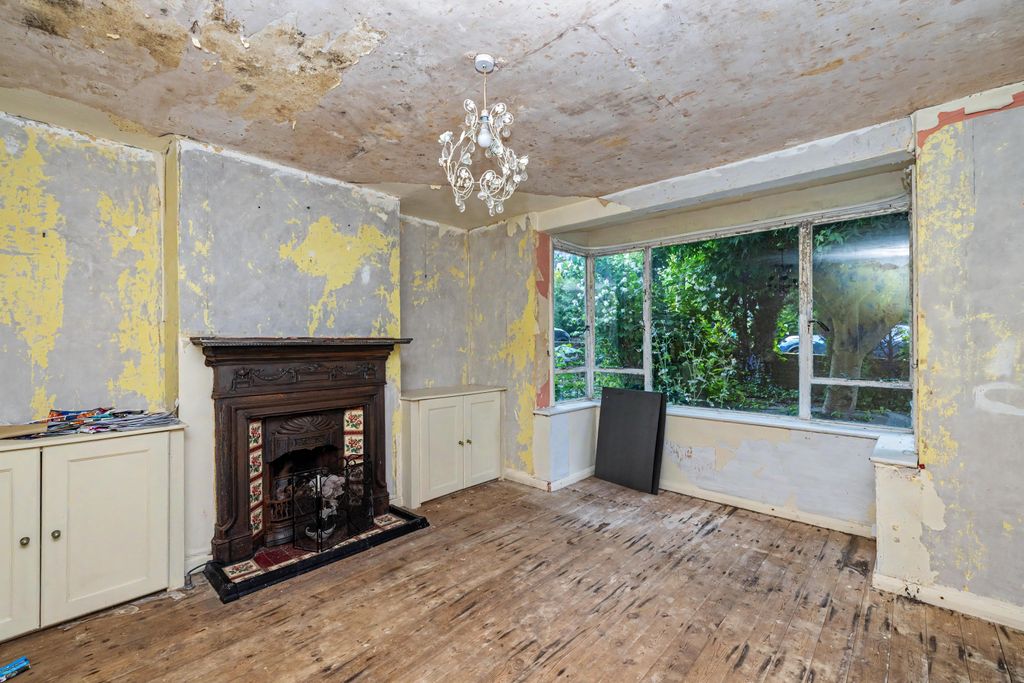 Property photo 2 of 9 20260612060807_Bfk_2094_8Coik.Jpg