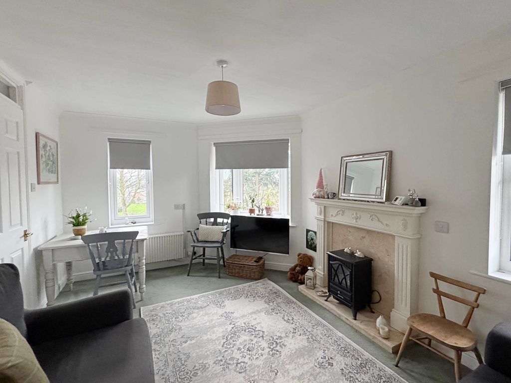 Property photo 2 of 19 20