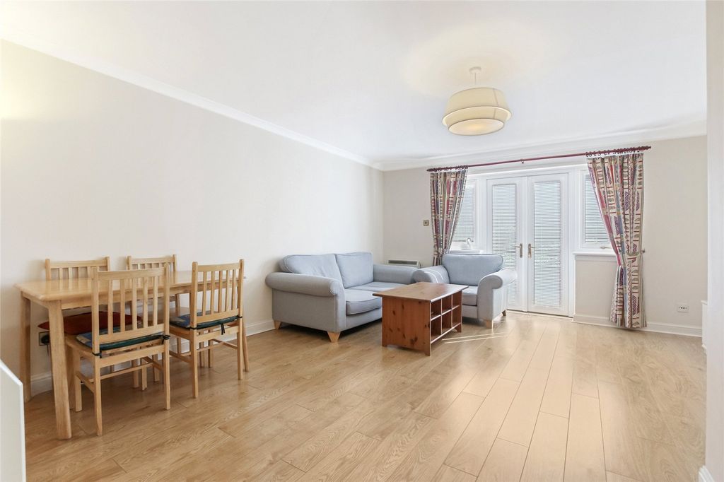 Property photo 2 of 20 Picture No. 04