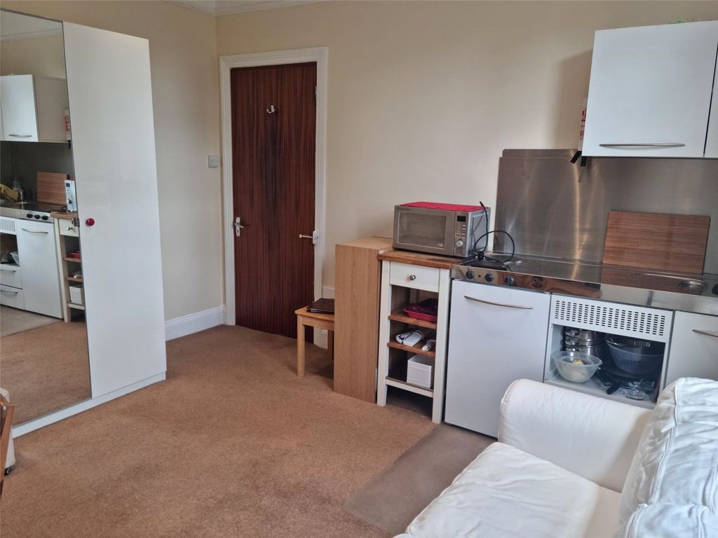 Property photo 2 of 3 Picture No. 02