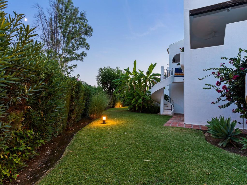 Property photo 3 of 39