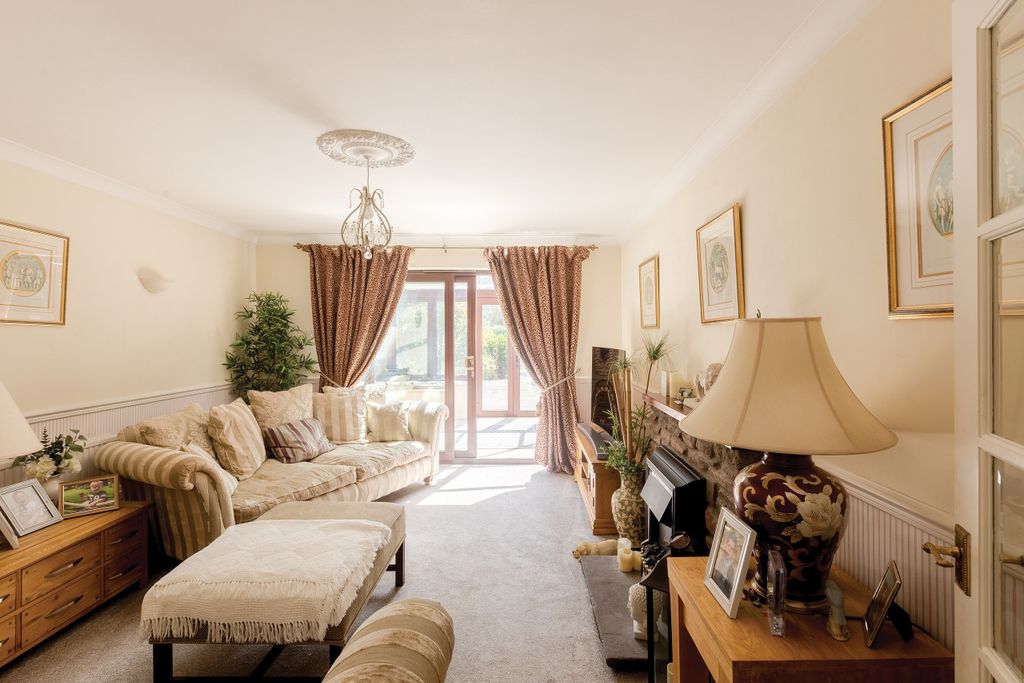 Property photo 3 of 29 3
